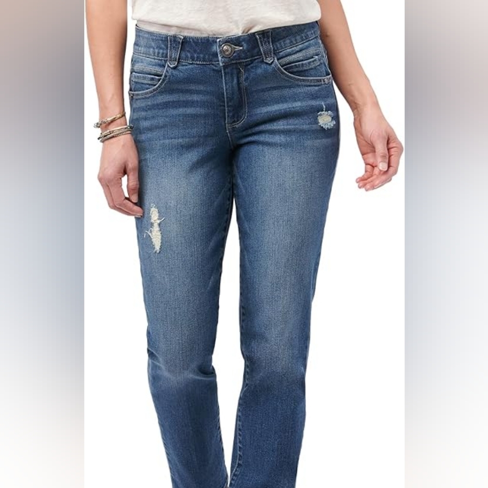 NWT DEMOCRACY HIGHRISE "OUT THERE FLARE"  BOOTY LIFT RAW HEM JEANS SIZE 6